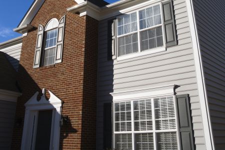 Vinyl siding pros cons